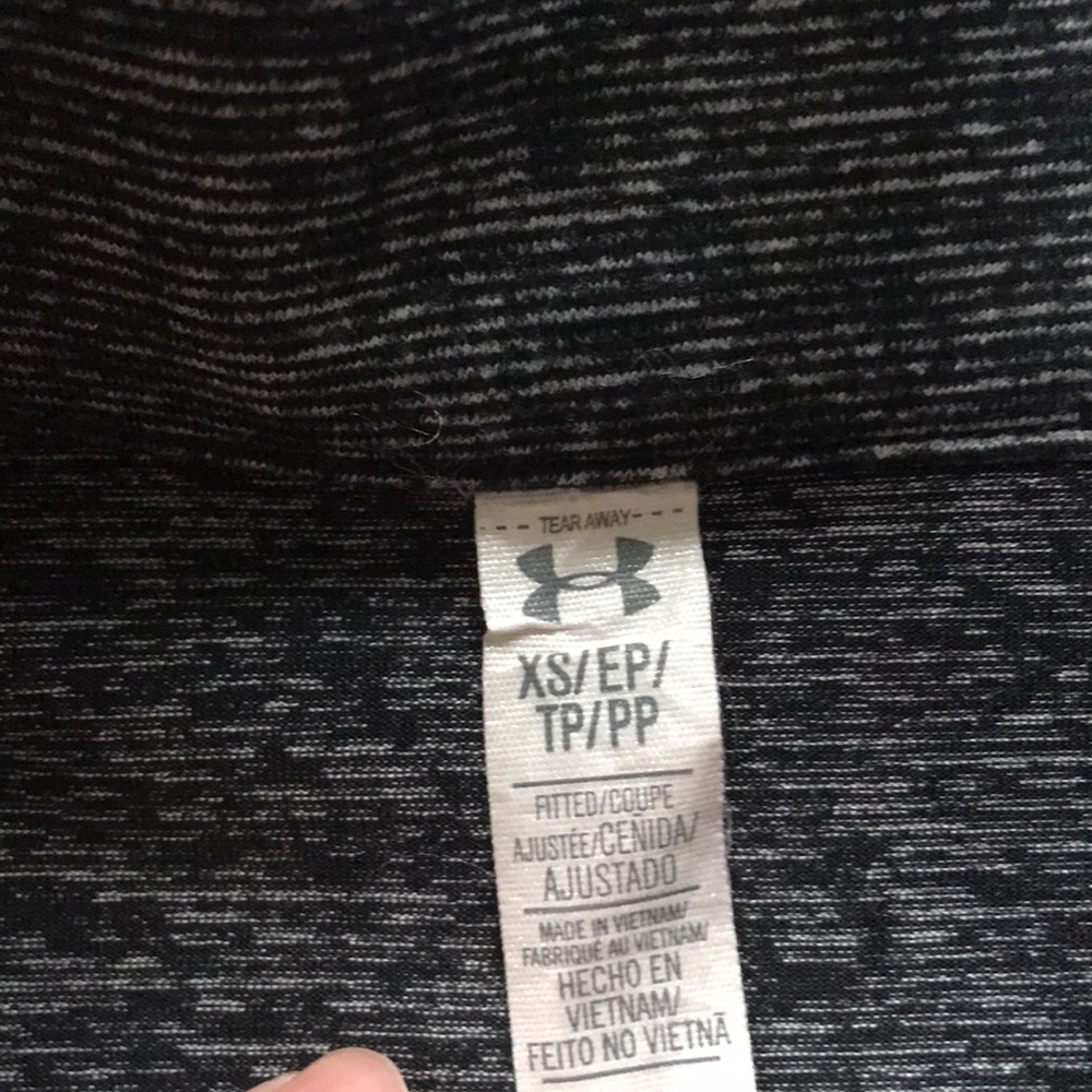 #11 UA vest - Picture 2 of 3